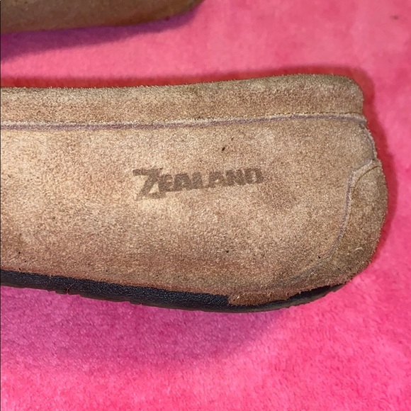 Zealand moccasins - Picture 4 of 4